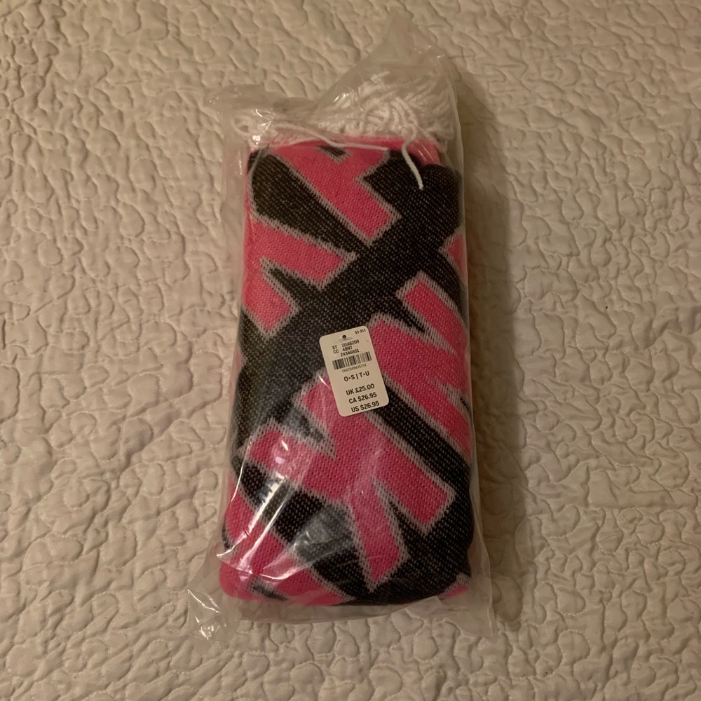 Victoria Secret PINK Beach Throw
